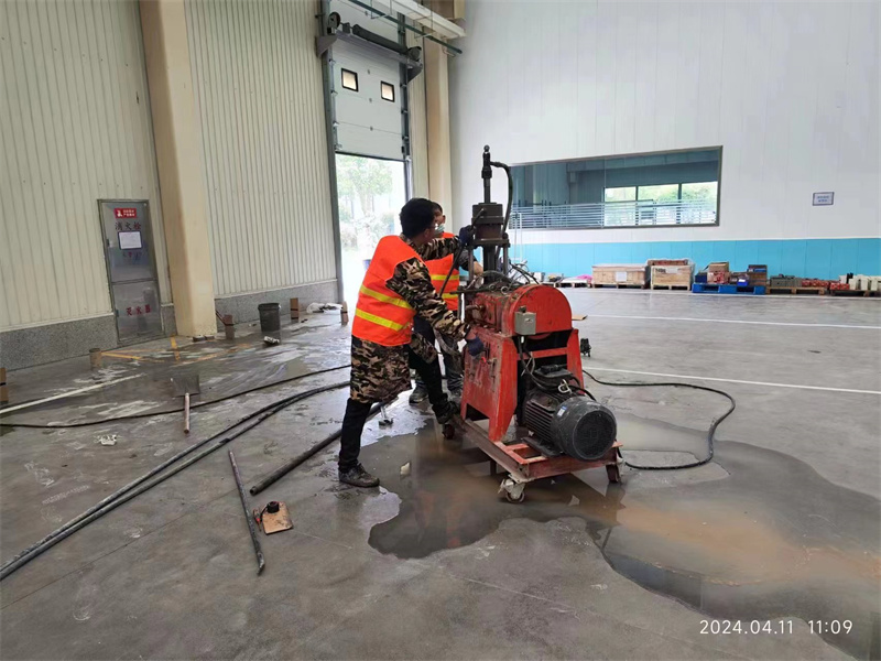 巍山厂房地面下沉塌陷注浆加固施工